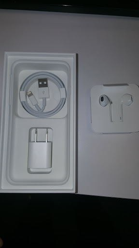 Cell Phone Store «Sprint Store», reviews and photos, 1200 Fall River Ave, Seekonk, MA 02771, USA