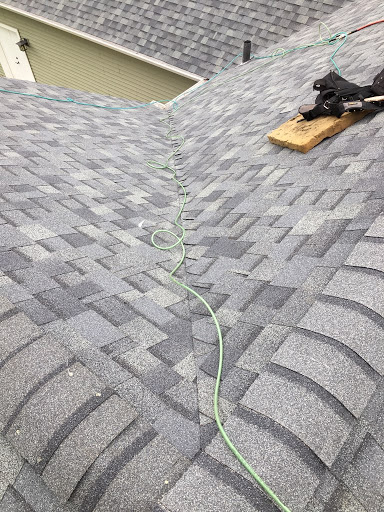 Roofing Contractor «Green Valley Roofing Siding Windows», reviews and photos, 3412 State St, Bettendorf, IA 52722, USA