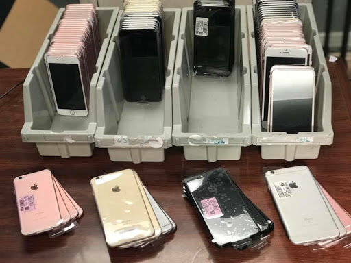 Mobile Phone Repair Shop «One Hour Device Repair Inc.», reviews and photos, 7867 Leary Way NE, Redmond, WA 98052, USA