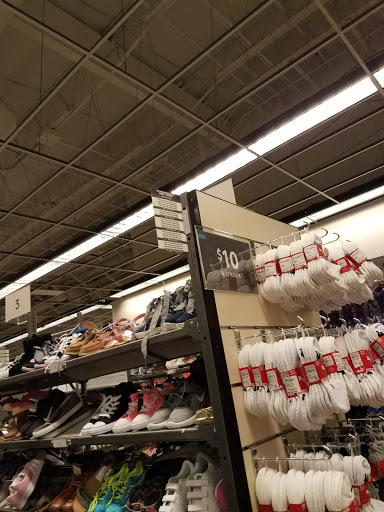 Department Store «Nordstrom Rack Potomac Mills», reviews and photos, 2700 Potomac Mills Cir, Woodbridge, VA 22192, USA