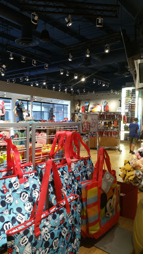 Toy Store «Disney Store», reviews and photos, 127 Outlet Square, Hershey, PA 17033, USA