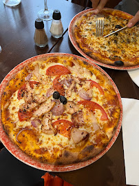 Plats et boissons du Pizzeria Pizza Firenze à Paris - n°3