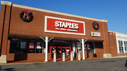 Office Supply Store «Staples», reviews and photos, 71 School St, Glen Cove, NY 11542, USA