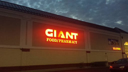 Grocery Store «Giant Food Stores», reviews and photos, 130 Old York Rd, New Cumberland, PA 17070, USA