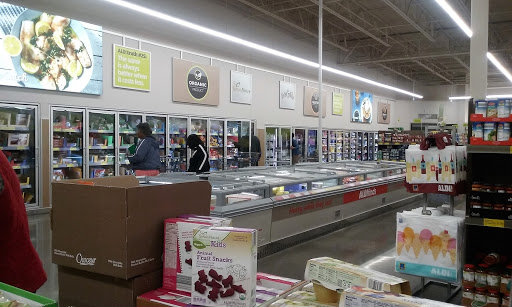 Grocery Store «ALDI», reviews and photos, 4225 US-130, Edgewater Park, NJ 08010, USA