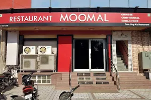 Restaurant Moomal image