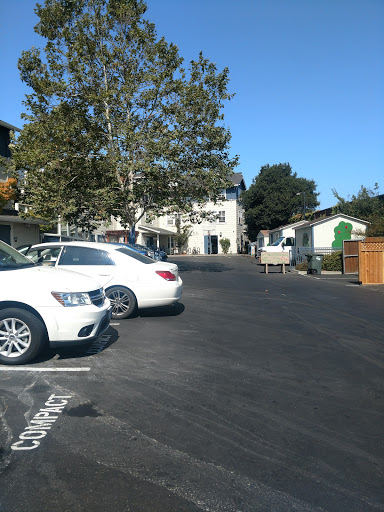 Non-Profit Organization «LifeMoves | First Step for Families», reviews and photos