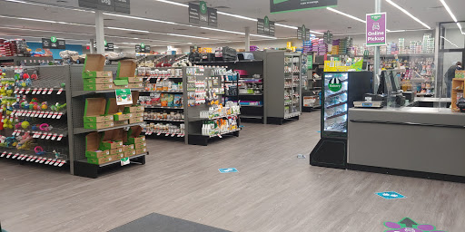 Pet Supply Store «Pet Supplies Plus», reviews and photos, 555 Scott St, Wilkes-Barre, PA 18702, USA