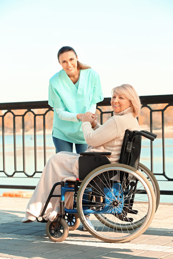 Assisting Hands Home Care - Dallas, Richardson & Surrounding Areas