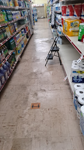 Dollar Store «FAMILY DOLLAR», reviews and photos, 1313 N Lewis Ave, Waukegan, IL 60085, USA