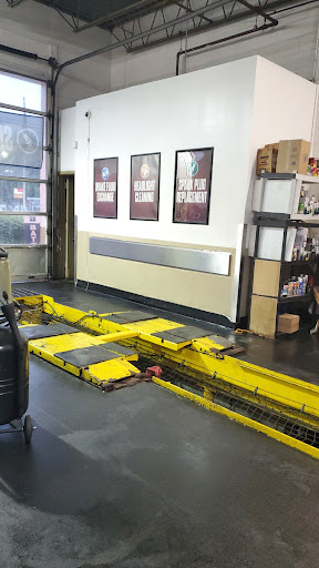 Oil Change Service «Jiffy Lube», reviews and photos, 599 E Jericho Turnpike, Huntington Station, NY 11746, USA