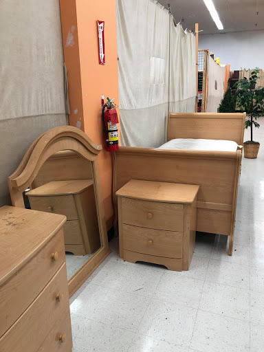 Thrift Store «B-thrifty - The Super Thrift Store», reviews and photos, 13412 Jefferson Davis Hwy, Woodbridge, VA 22191, USA