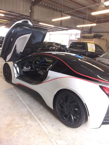 Auto Body Shop «Rodriguez Body Shop», reviews and photos, 506 W Van Buren Ave, Harlingen, TX 78550, USA