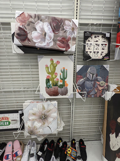 Clothing Store «Ross Dress for Less», reviews and photos, 352 S College Rd, Wilmington, NC 28403, USA