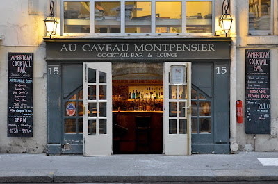 Au Caveau Montpensier à Paris