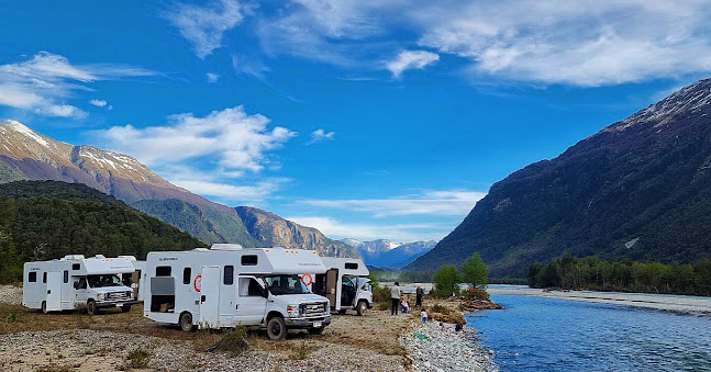 ARRIENDO CAÑA DE PESCA - Rolling Patagonia - Recorre la región de Aysén y  su Carretera Austral en Motorhomes full equipadas para la aventura.