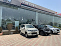 Mahindra Amber Auto Mobiles   Suv & Commercial Vehicle Showroom