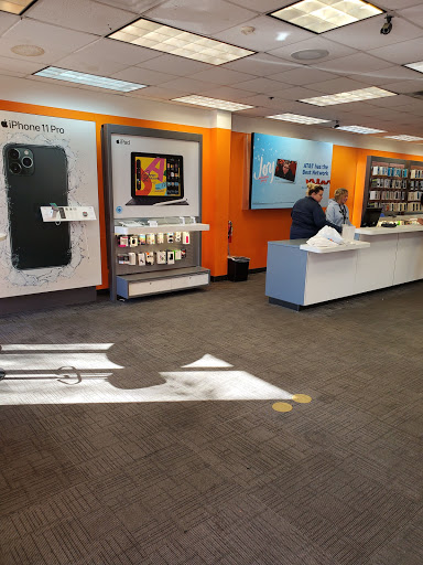 Cell Phone Store «AT&T Authorized Retailer», reviews and photos, 6081 W Irlo Bronson Memorial Hwy, Celebration, FL 34747, USA