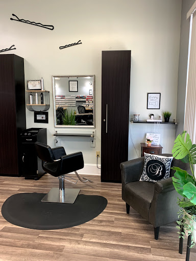 Beauty Salon «B-dazzled hair and nail salon», reviews and photos, 2226 FL-60, Valrico, FL 33594, USA