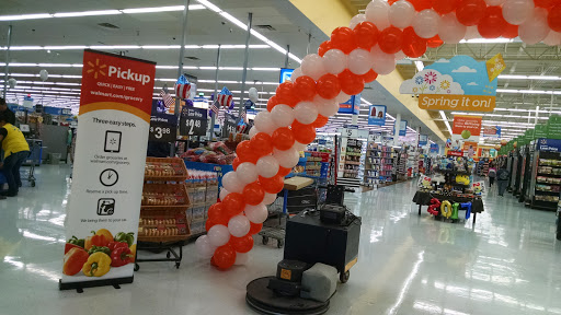 Department Store «Walmart Supercenter», reviews and photos, 150 Smith Rd, St Charles, IL 60174, USA