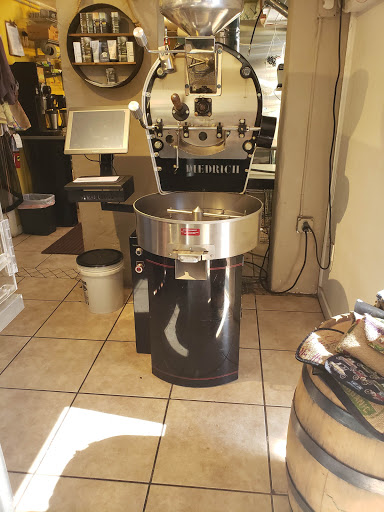 Coffee Shop «Island Roasters Coffee Company», reviews and photos, 394 N Causeway, New Smyrna Beach, FL 32169, USA