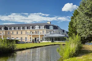 Hôtel Mercure Chantilly Resort & Conventions image