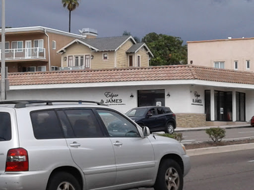 Thrift Store «Edgar & James – Goodwill Specialty Store & Donation Center», reviews and photos, 317 Torrance Blvd, Redondo Beach, CA 90277, USA