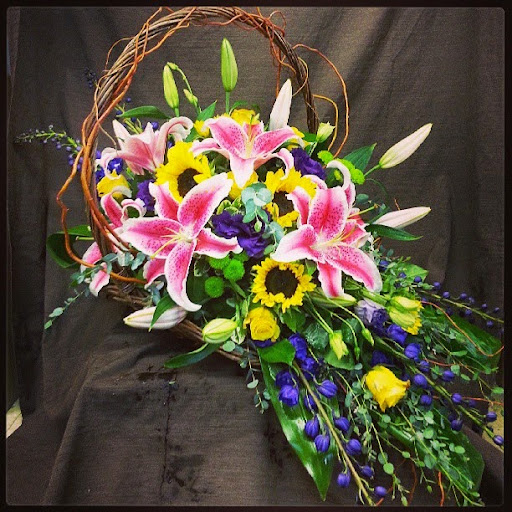 Florist «Bothell Florist», reviews and photos, 10021 NE 183rd St, Bothell, WA 98011, USA