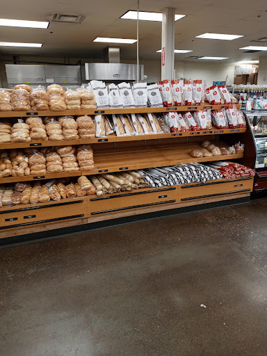 Grocery Store «Fred Meyer», reviews and photos, 801 Auburn Way N, Auburn, WA 98002, USA