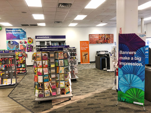 Print Shop «FedEx Office Print & Ship Center», reviews and photos, 18755 S Dixie Hwy Suite 57, Miami, FL 33157, USA