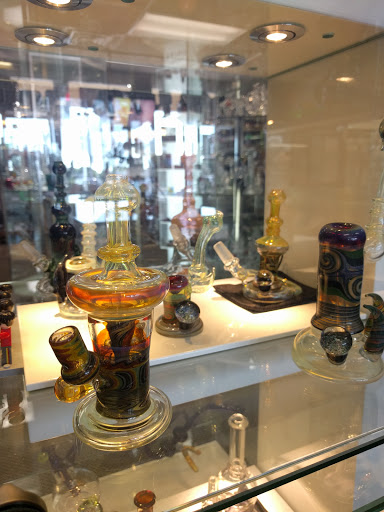 Tobacco Shop «Hempire State Smoke Shop», reviews and photos, 2340 Lyell Ave, Rochester, NY 14606, USA