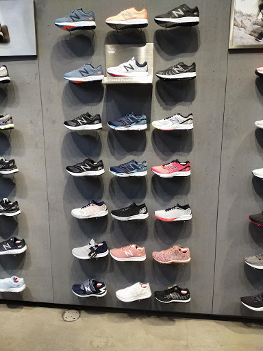 Shoe Store «New Balance», reviews and photos, 583 Boylston St, Boston, MA 02116, USA