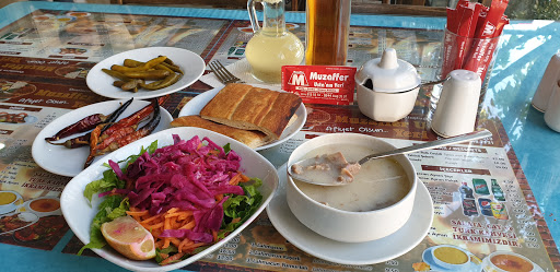 Ziyafet Pide & Döner Muzafferin Yer