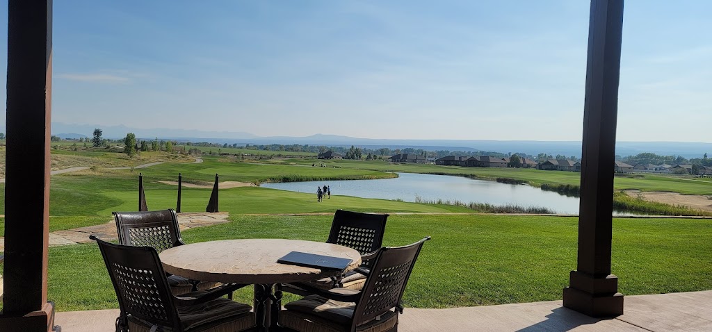 Remington’s At the Bridges 81401