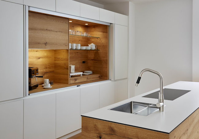Aacorn Kitchens & Bathrooms - Interior designer