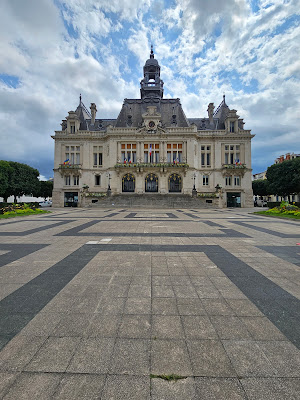 Mairie - accueil et renseignements à Vichy