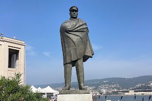 Statua di Nazario Sauro