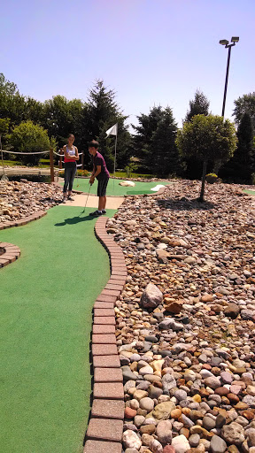 Golf Course «Toad Valley Golf Course», reviews and photos, 237 NE 80th St, Pleasant Hill, IA 50327, USA