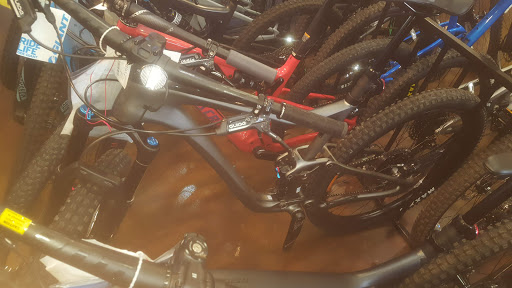 Bicycle Store «Bicycle Warehouse Chula Vista», reviews and photos, 3513 Main St, Chula Vista, CA 91911, USA