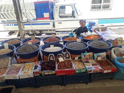 Salı semt sebze pazarı Karaköprü