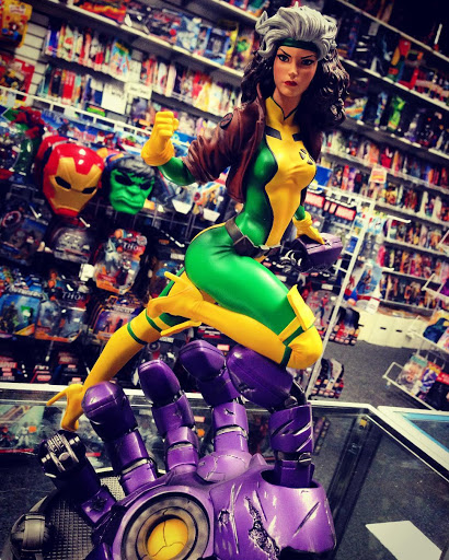 Collectibles Store «The Toy Vault at Warwick Mall», reviews and photos, 400 Bald Hill Rd, Warwick, RI 02886, USA