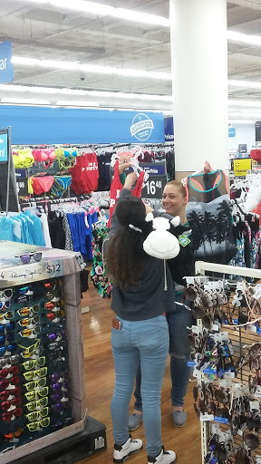 Clothing Store «Burlington Coat Factory», reviews and photos, 275 Main St #4, White Plains, NY 10601, USA