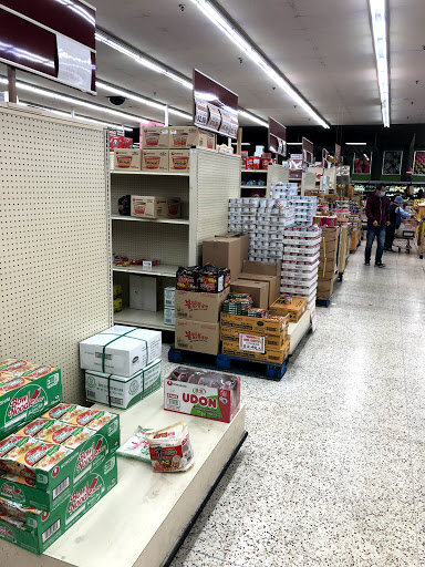 Asian Grocery Store «Hoa Binh Rosemead Supermarket», reviews and photos, 8235 Garvey Ave, Rosemead, CA 91770, USA