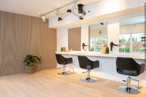 Salon Broholt in Sjølund, Kolding