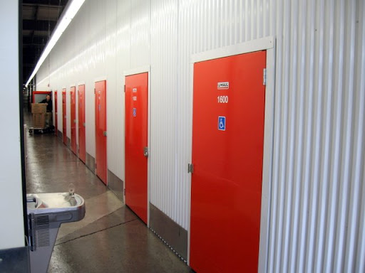 RV Storage Facility «U-Haul Moving & Storage of Scranton», reviews and photos, 375 N 7th Ave, Scranton, PA 18503, USA