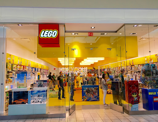 The LEGO Store, 3000 184th St SW, Lynnwood, WA 98037, USA, 