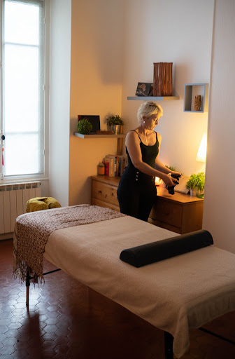 Arabelle Chabert Kinésiologue/Sophrologue/Massage Holistique
