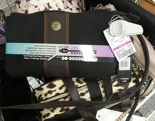 Clothing Store «Ross Dress for Less», reviews and photos, 1660 S Randall Rd, Geneva, IL 60134, USA