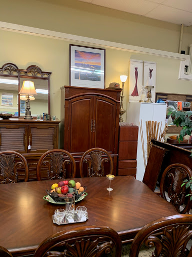 Thrift Store «Twice As Nice-Pottstown», reviews and photos, 233 E High St, Pottstown, PA 19464, USA