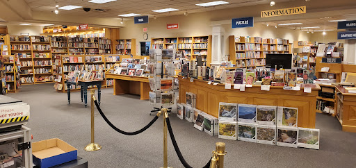 Book Store «Schuler Books & Music», reviews and photos, 2660 28th St SE, Grand Rapids, MI 49512, USA